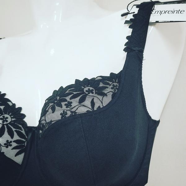 Empreinte's Elea is a great supportive balconette bra. Style 08114.